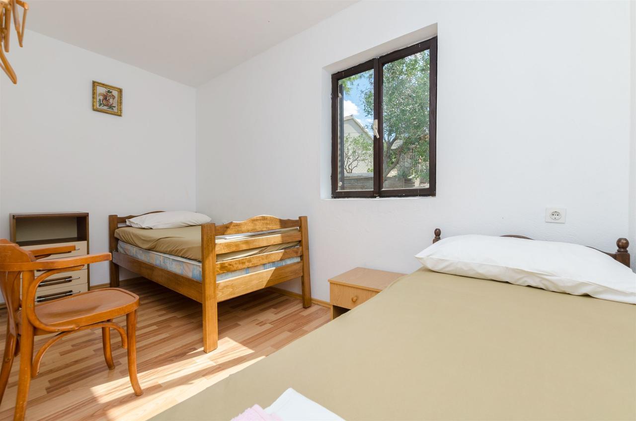 Apartment Barba Rogač Exterior foto
